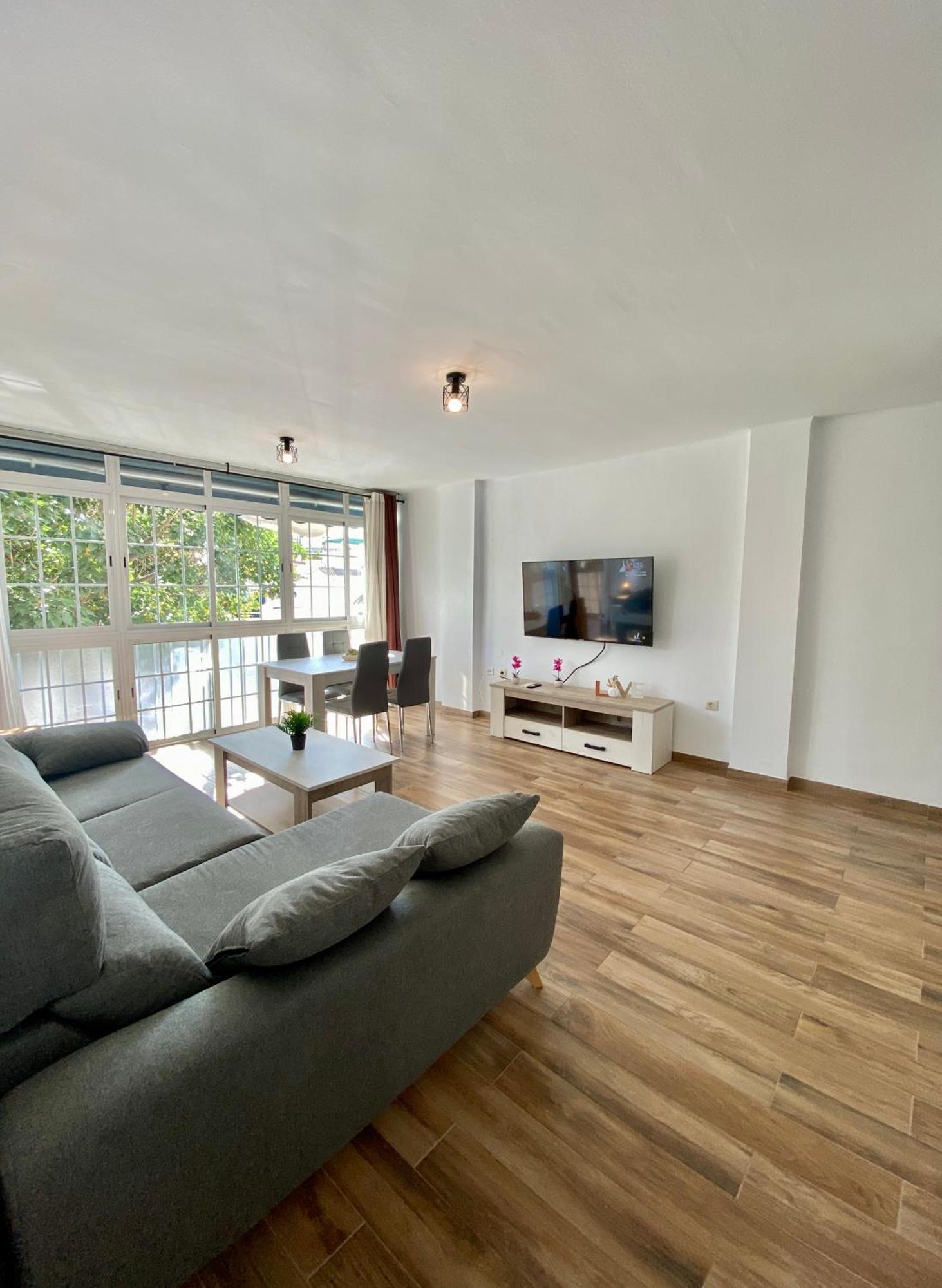 Shr042 Centrico Apartamento De Tres Habitaciones Nerja Kültér fotó