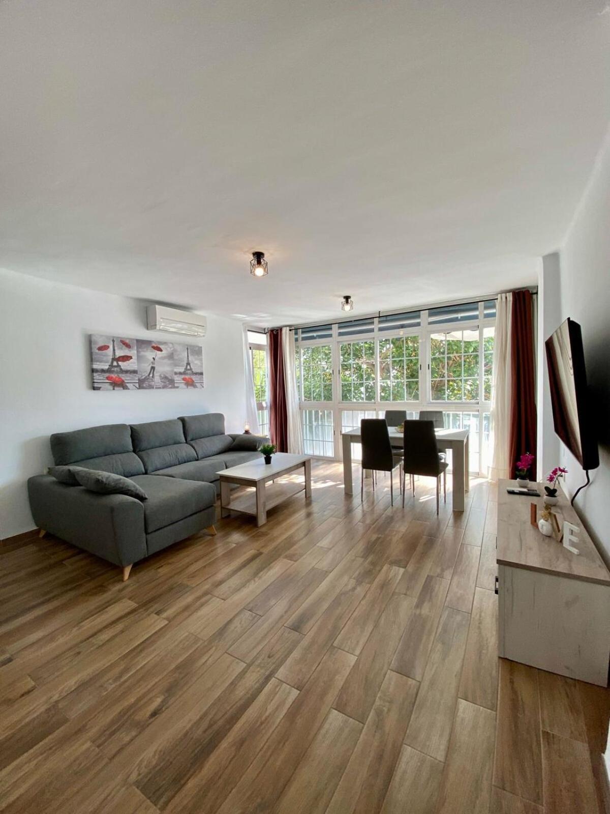 Shr042 Centrico Apartamento De Tres Habitaciones Nerja Kültér fotó