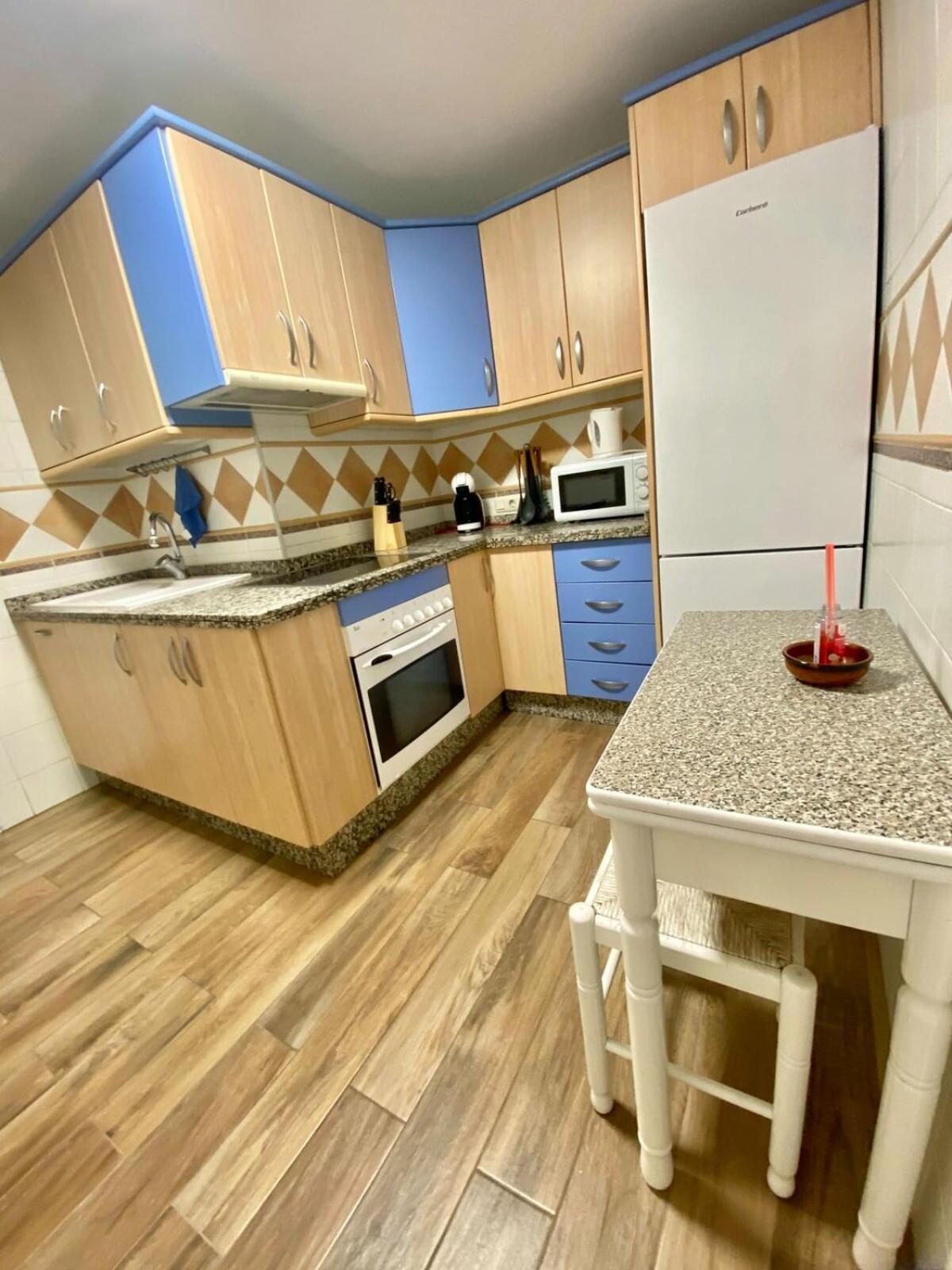 Shr042 Centrico Apartamento De Tres Habitaciones Nerja Kültér fotó
